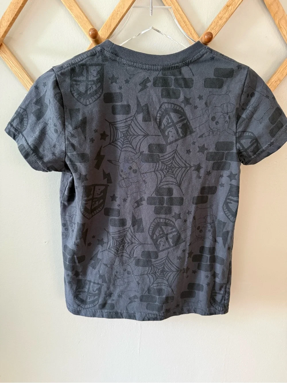 Pokémon Pikachu Happy Halloween Pumpkin Graphic Tee Boys XS Hybrid Apparel